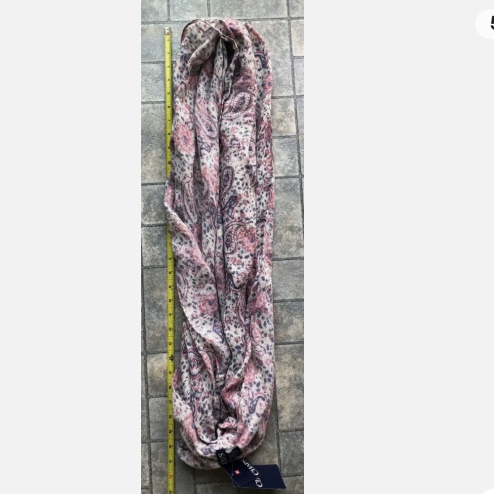 …..Chaps Loop Scarf - Picture 5 of 13